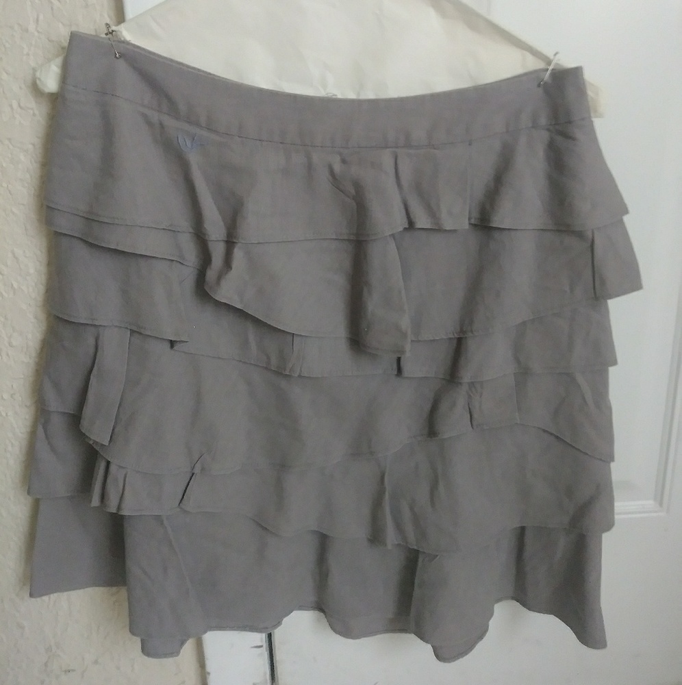 Grey ruffled skirt